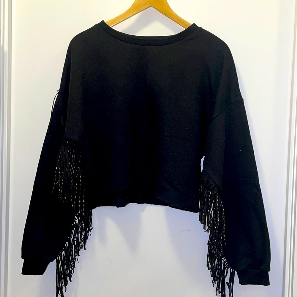 Zara tassel crop sweater 🖤